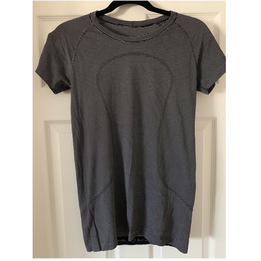 Lululemon short sleeve